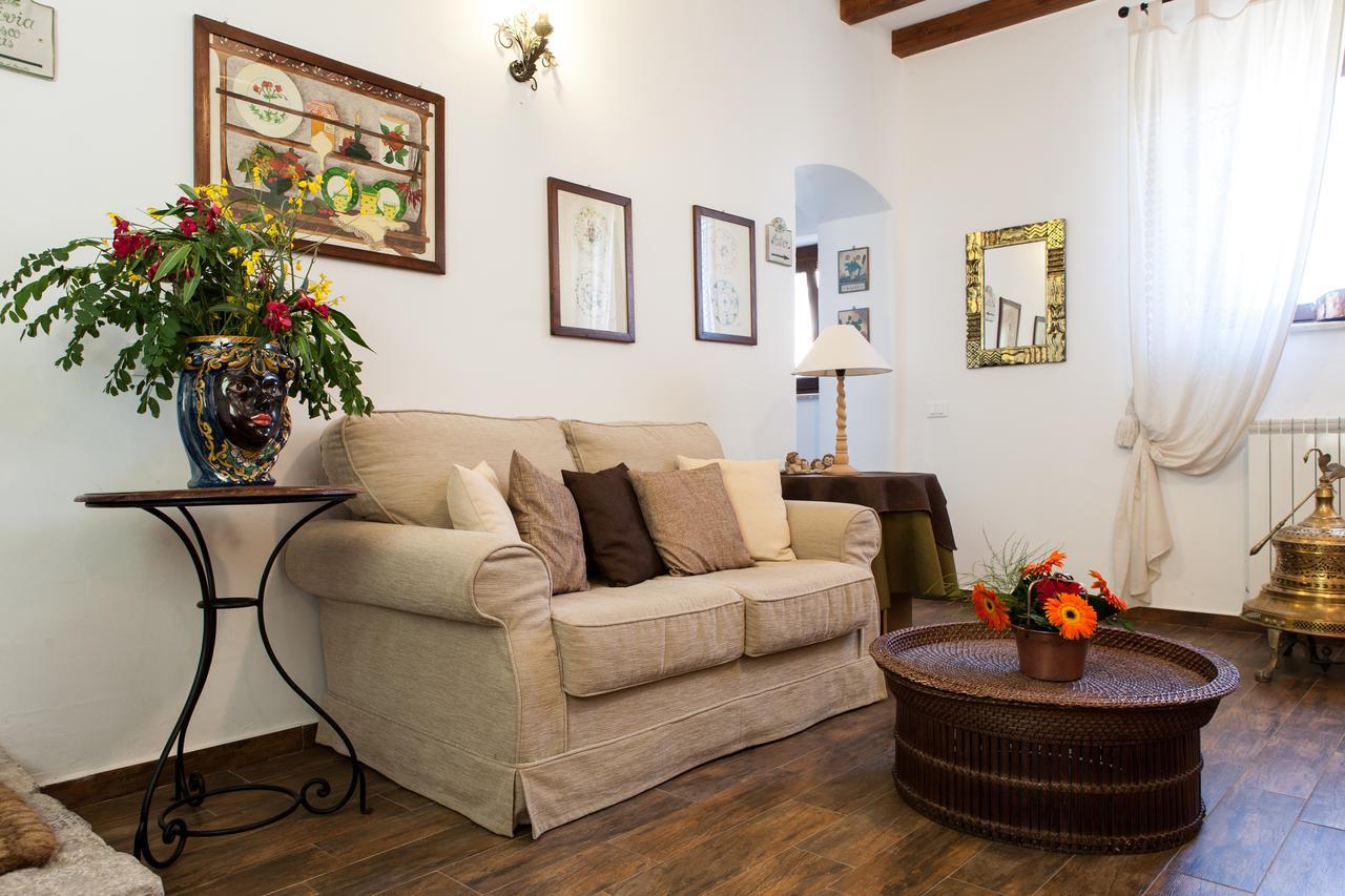 Bed and Breakfast La Ferula Scillato  Экстерьер фото