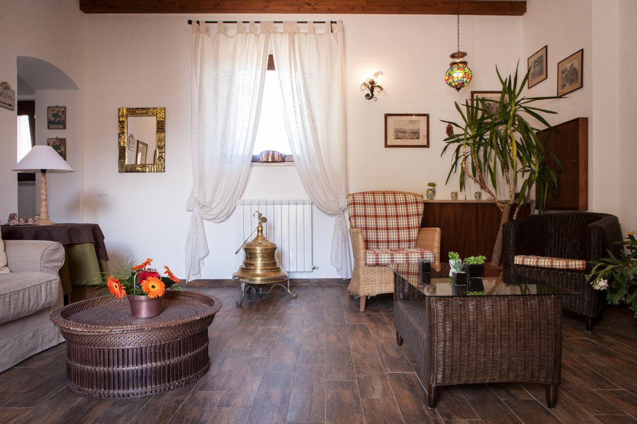 Bed and Breakfast La Ferula Scillato  Экстерьер фото