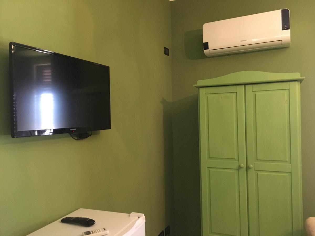 Bed and Breakfast La Ferula Scillato  Экстерьер фото